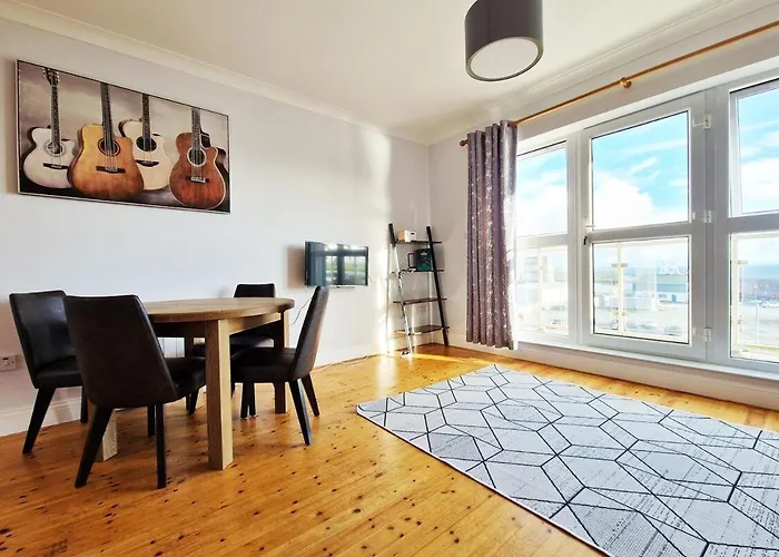 Galway City Dockland Apartment, 2 Bed, 2 Bath With Parking